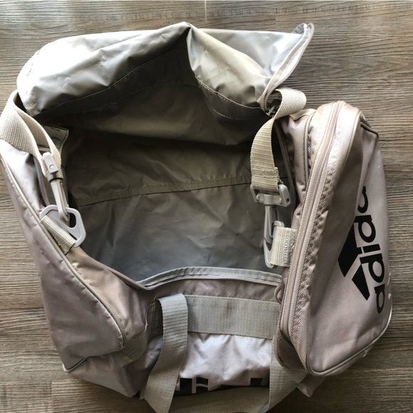 Adidas duffel bag - Picture 4 of 4